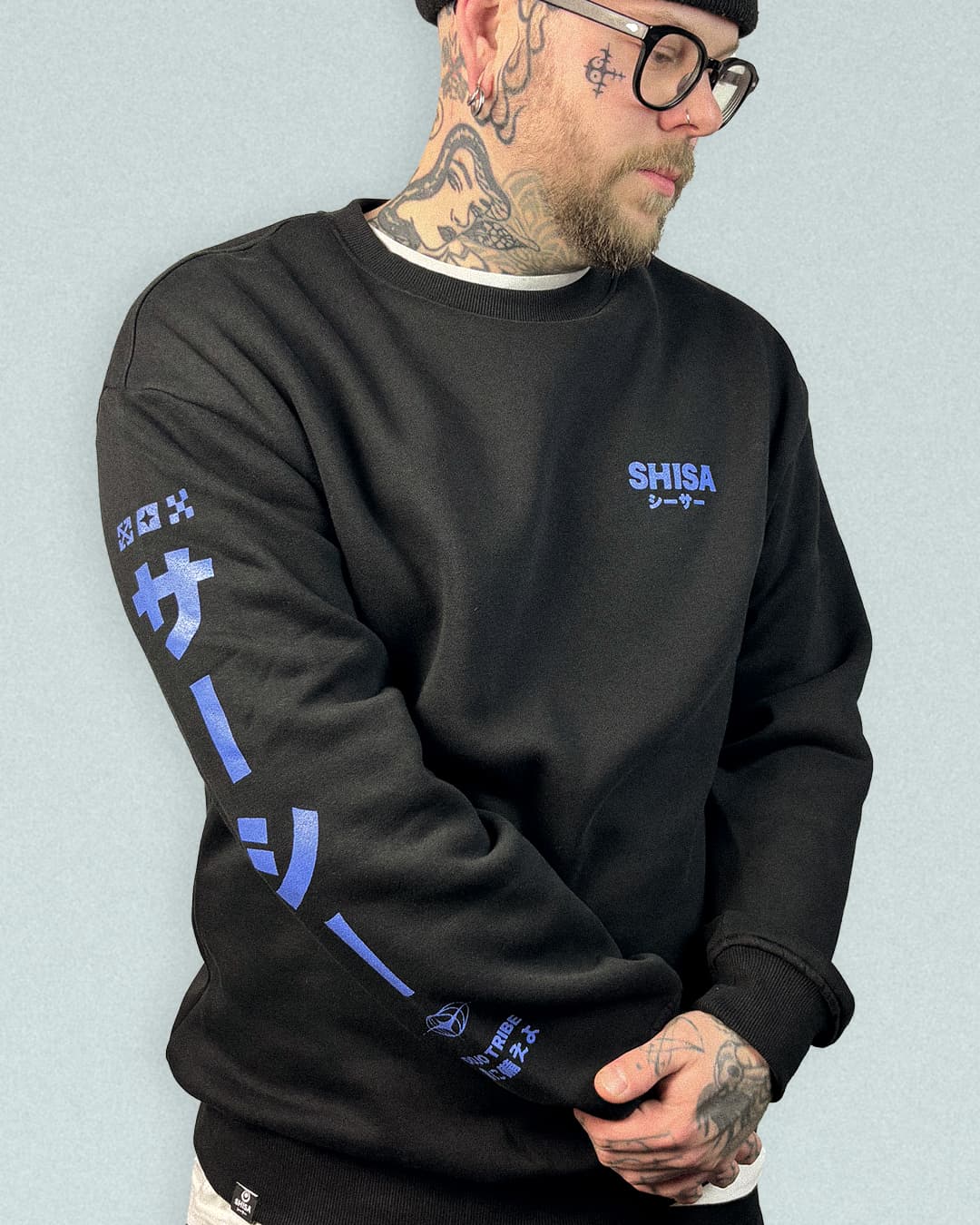 Kō Crewneck, black-red-blue